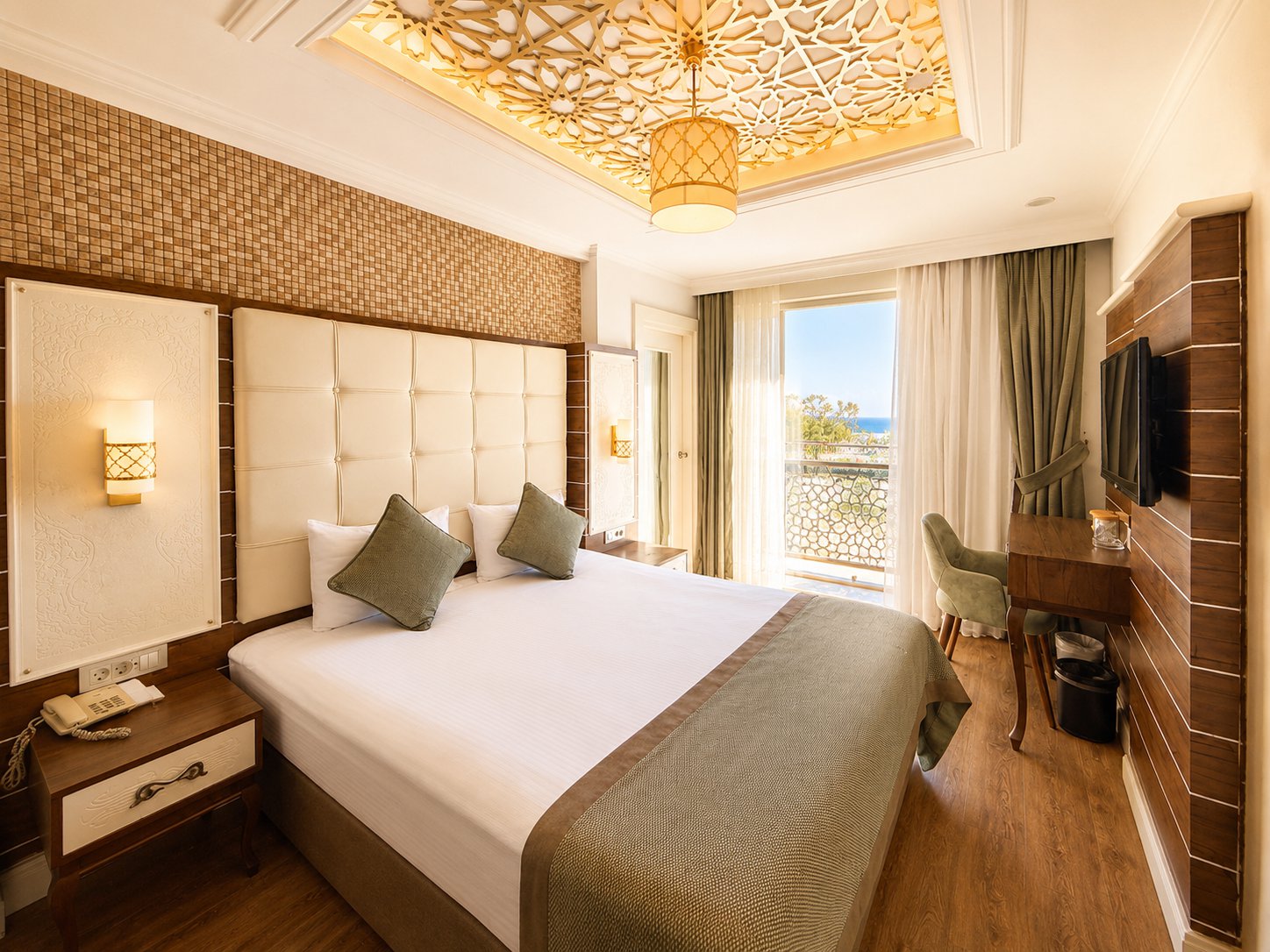 Deluxe Kısmi Deniz Manzaralı — 2